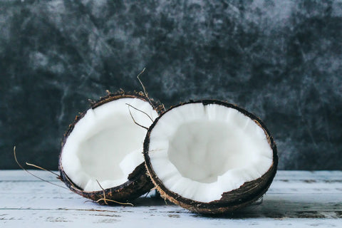 Het verschil tussen extra virgin kokosolie en virgin kokosolie